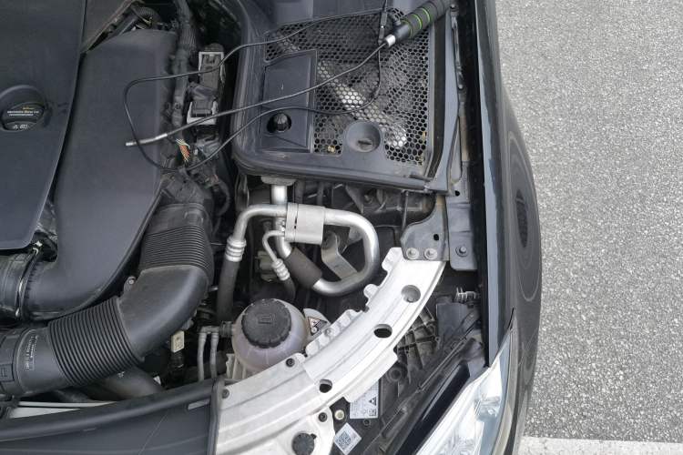 Used Mercedes-Benz C-Class 2022 Refreshed C 260 Coupe Engine Bay Left