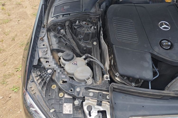 Used Mercedes-Benz C-Class 2022 Facelift C 260 L Engine Bay Right