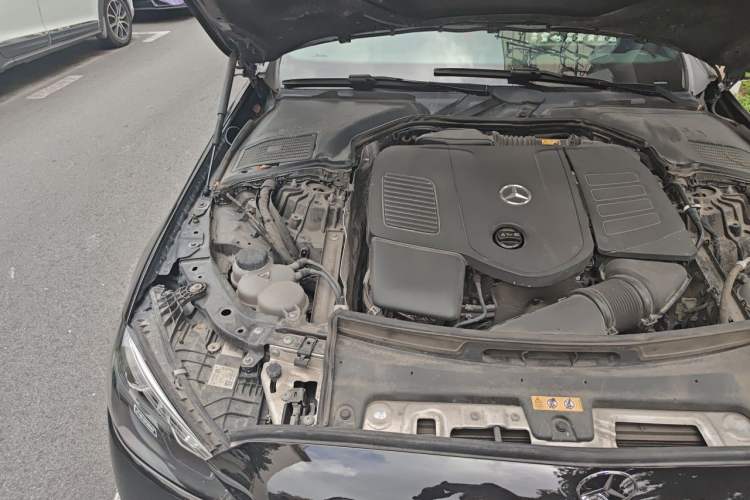 Used Mercedes-Benz C-Class 2022 C 260 L Engine Bay Right