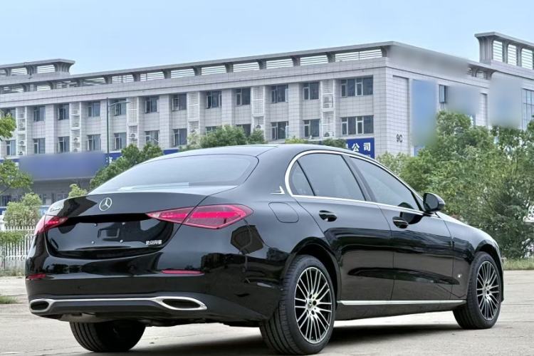 Used Mercedes-Benz C-Class 2022 Facelift C 260 L Exterior 3