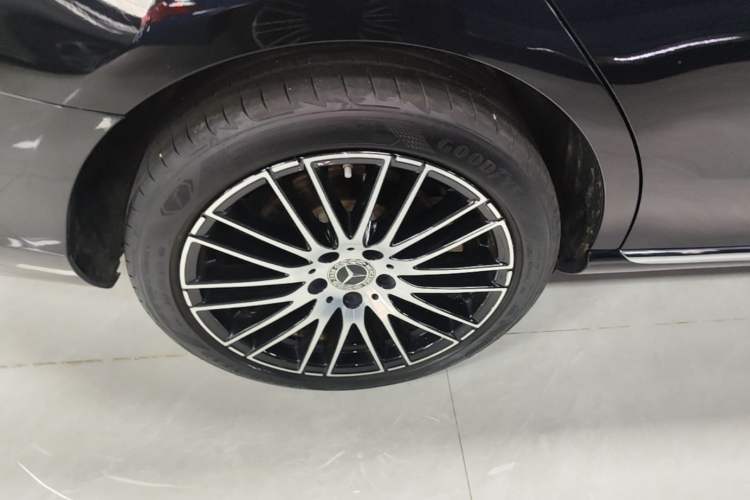 Used Mercedes-Benz C-Class 2022 Facelift C 260 L Exterior 5