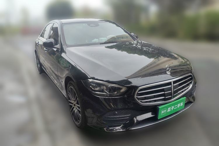 Used Mercedes-Benz C-Class 2022 C 260 L Front Right 45 Deg