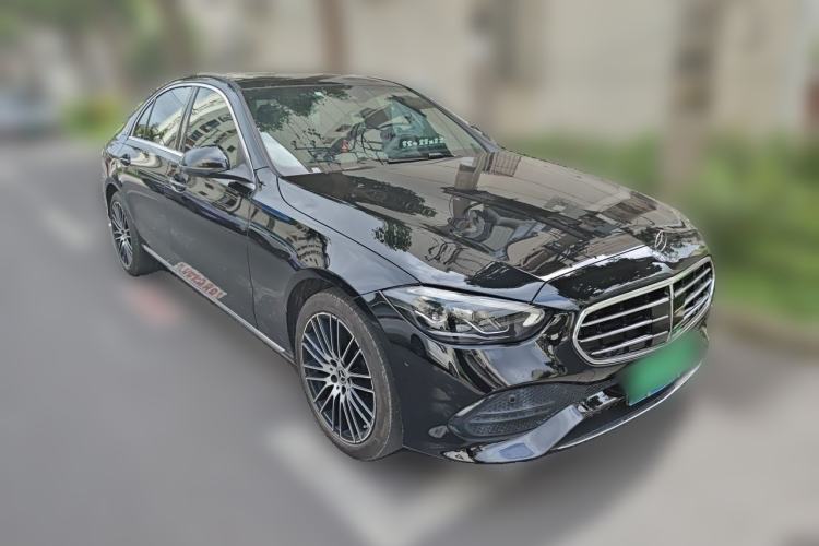 Used Mercedes-Benz C-Class 2022 C 260 L Front Right 45 Deg