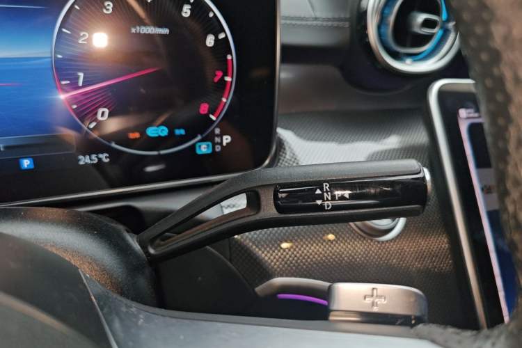 Used Mercedes-Benz C-Class 2022 C 260 L Sport Edition Gear Lever