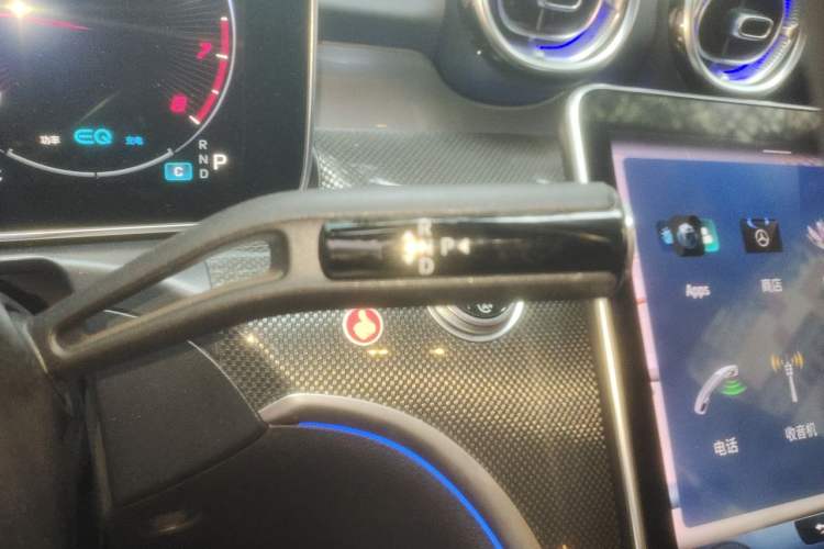 Used Mercedes-Benz C-Class 2022 Restyled C 260 L Sport Edition Gear Lever