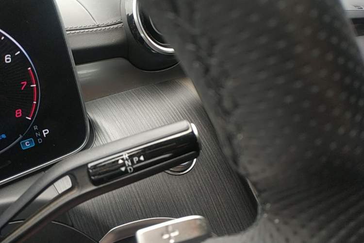 Used Mercedes-Benz C-Class 2022 Restyled C 200 L Sport Edition Gear Lever