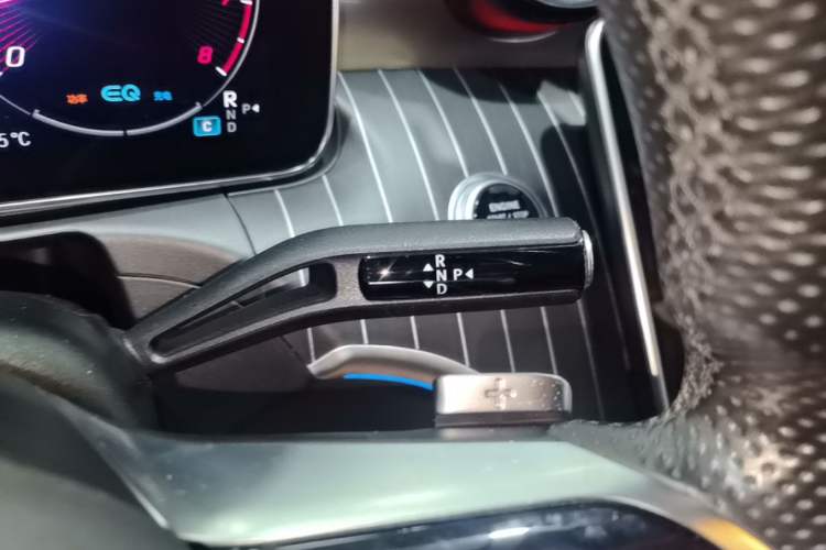 Used Mercedes-Benz C-Class 2022 C 200 L Sport Edition Gear Lever