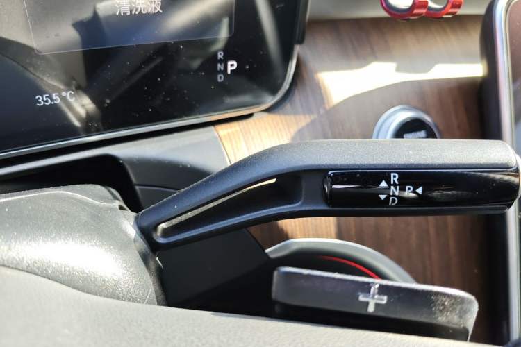 Used Mercedes-Benz C-Class 2022 Facelift C 260 L Gear Lever
