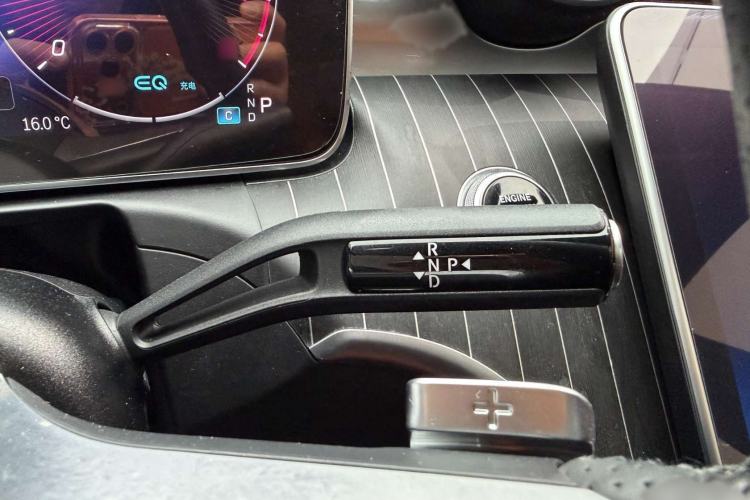 Used Mercedes-Benz C-Class 2022 C 260 L Obsidian Night Sport Edition Gear Lever
