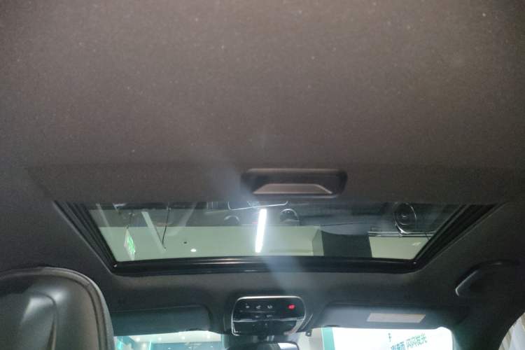 Used Mercedes-Benz C-Class 2022 Restyled C 200 L Sport Edition Headliner