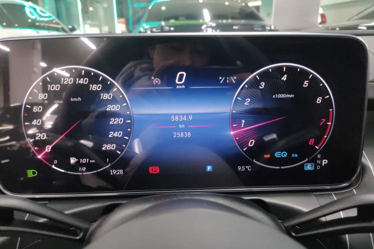 Used Mercedes-Benz C-Class 2022 Restyled C 200 L Sport Edition Instrument Cluster