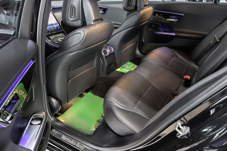 Used Mercedes-Benz C-Class 2022 C 260 L Interior 2