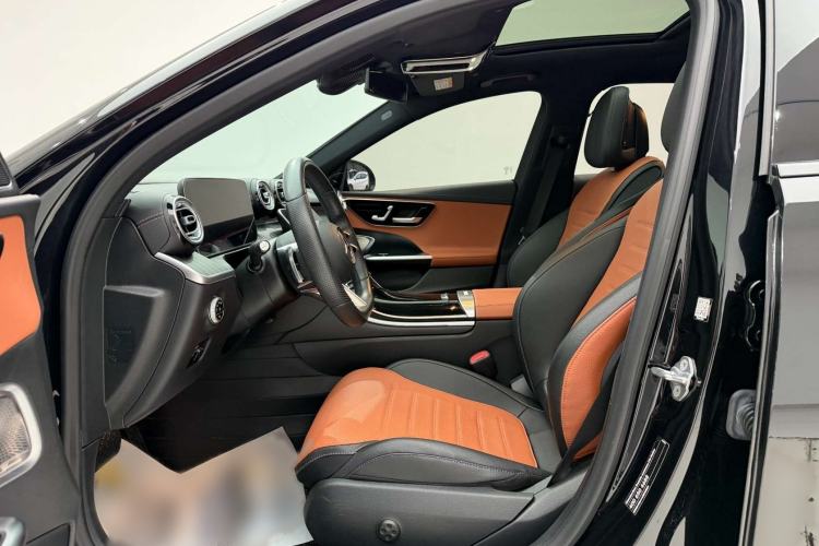 Used Mercedes-Benz C-Class 2022 C 260 L Obsidian Night Sport Edition Interior 3