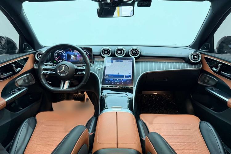 Used Mercedes-Benz C-Class 2022 C 260 L Obsidian Night Sport Edition Interior 4