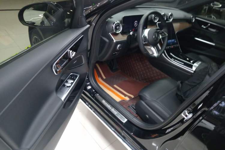 Used Mercedes-Benz C-Class 2022 Facelift C 260 L Left Front Seat