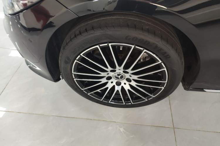 Used Mercedes-Benz C-Class 2022 Facelift C 260 L Left Front Wheel Hub