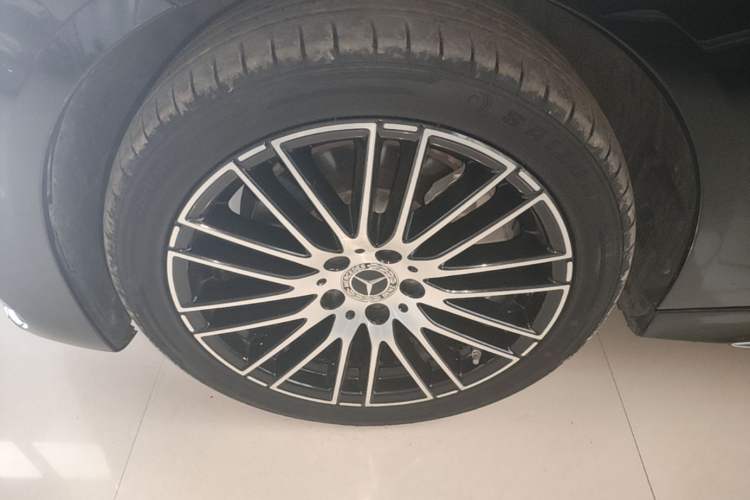 Used Mercedes-Benz C-Class 2022 C 260 L Sport Edition Left Front Wheel Hub