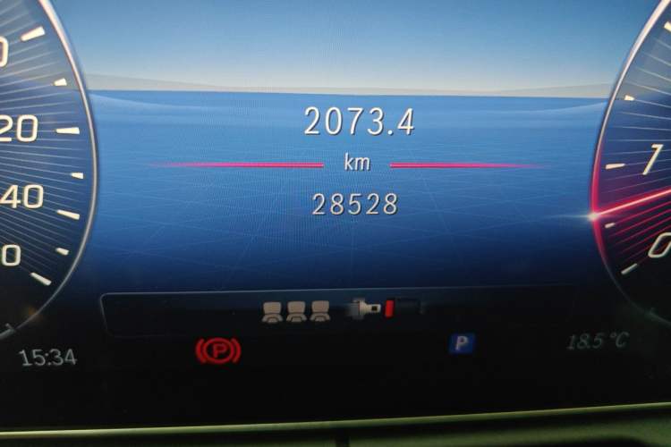 Used Mercedes-Benz C-Class 2022 C 260 L Sport Edition Odometer Close Up