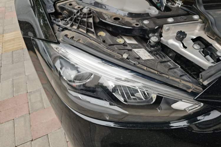 Used Mercedes-Benz C-Class 2022 C 260 L Sport Edition Right Front Headlight
