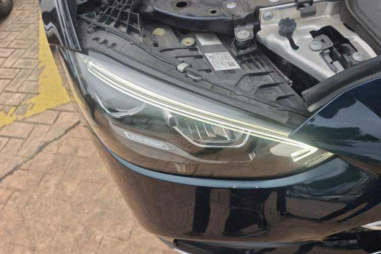 Used Mercedes-Benz C-Class 2022 Restyled C 260 L Sport Edition Right Front Headlight