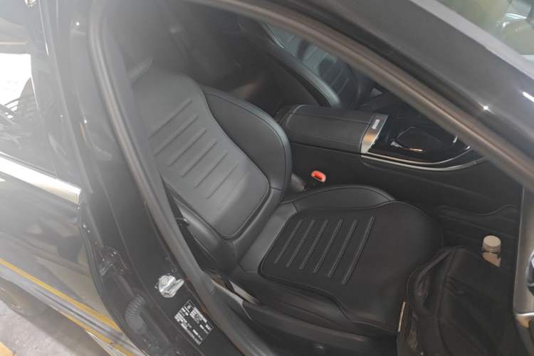 Used Mercedes-Benz C-Class 2022 Restyled C 260 L Sport Edition Right Front Seat