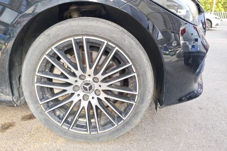 Used Mercedes-Benz C-Class 2022 Facelift C 260 L Right Front Wheel Hub