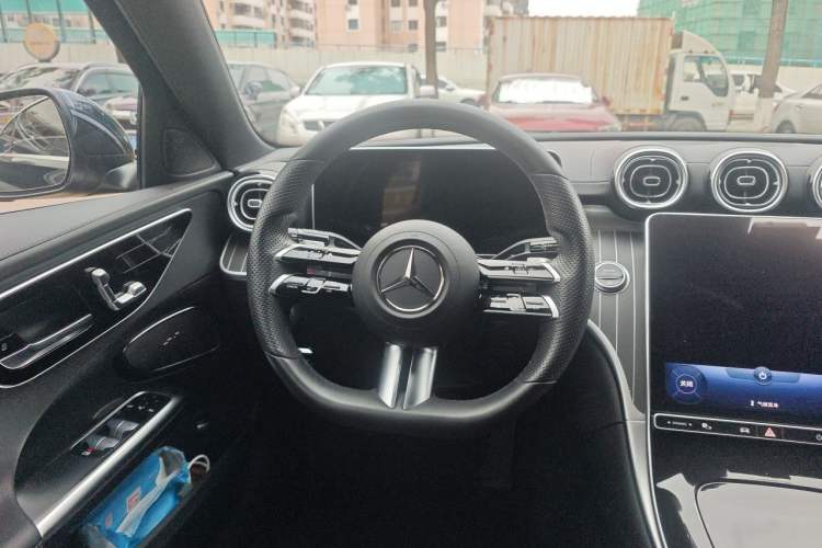 Used Mercedes-Benz C-Class 2022 Restyled C 260 L Sport Edition Steering Wheel
