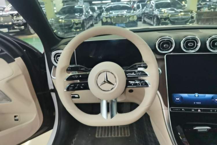 Used Mercedes-Benz C-Class 2022 Facelift C 260 L Steering Wheel