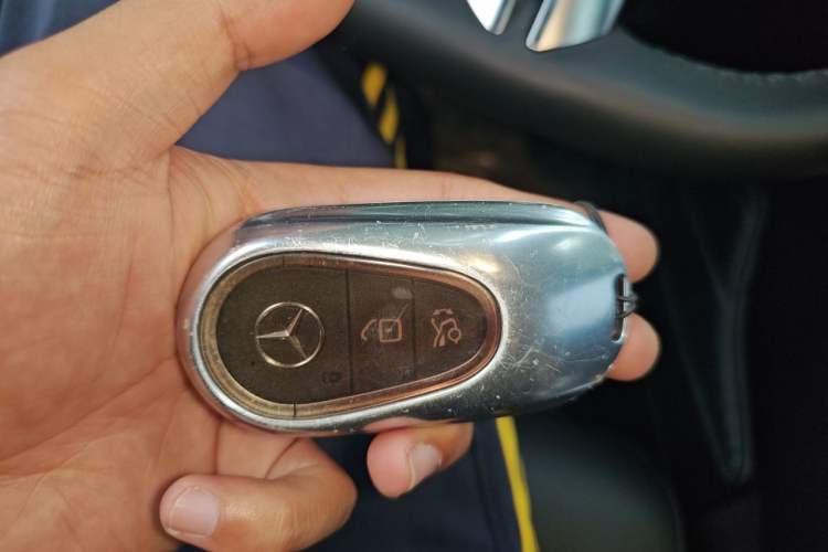 Used Mercedes-Benz C-Class 2022 C 260 L Sport Edition Vehicle Key