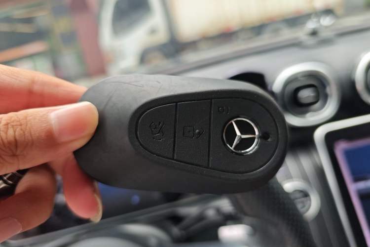 Used Mercedes-Benz C-Class 2022 C 260 L Sport Edition Vehicle Key
