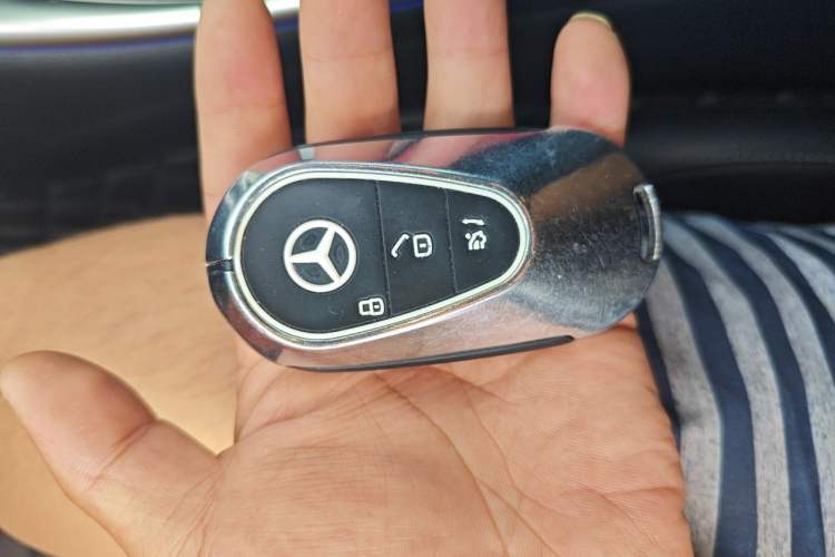 Used Mercedes-Benz C-Class 2022 Facelift C 260 L Vehicle Key
