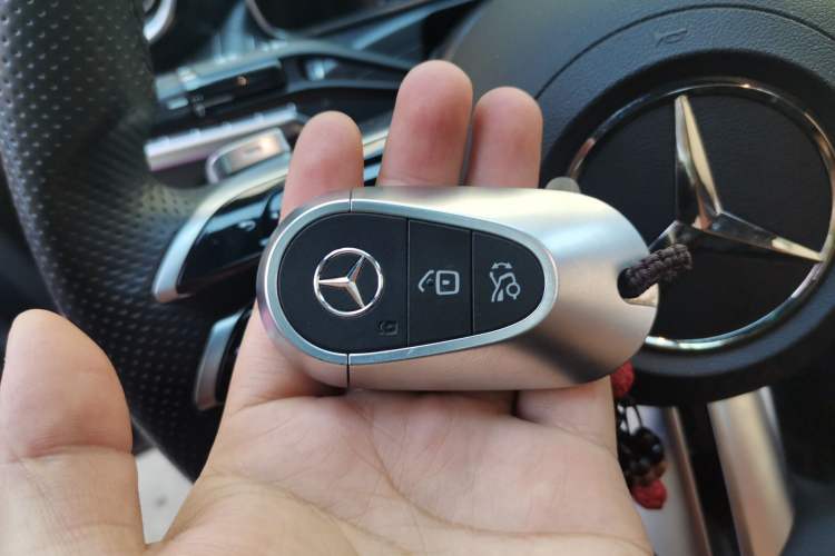 Used Mercedes-Benz C-Class 2022 C 260 L Vehicle Key