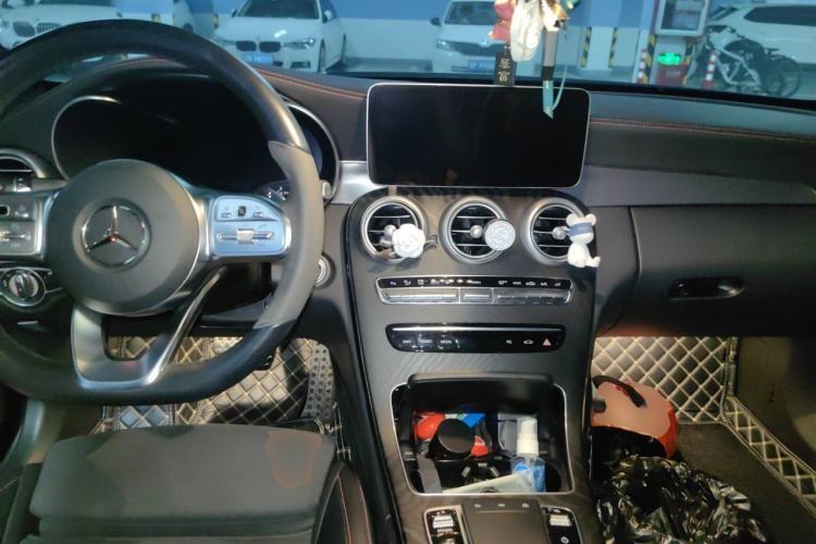Used Mercedes-Benz C-Class 2022 Refreshed C 260 Coupe Center Console