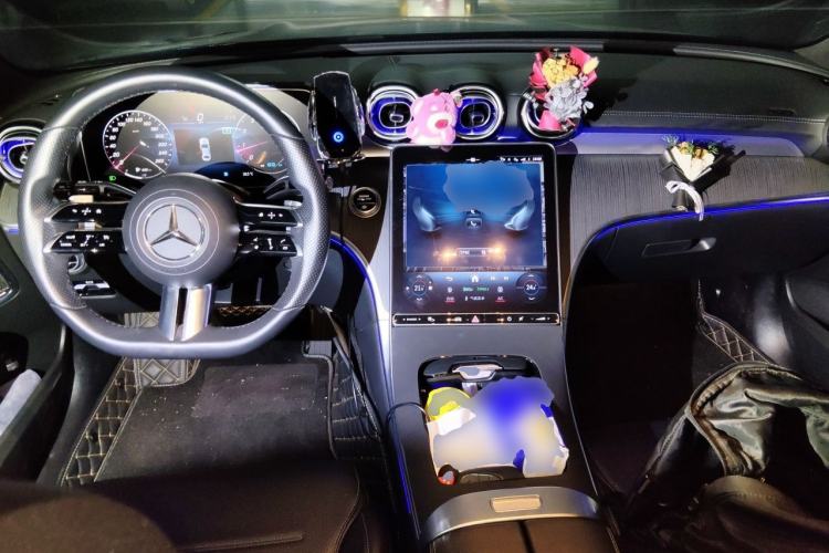 Used Mercedes-Benz C-Class 2022 Revised C 260 L Starry Night Sport Edition Center Console