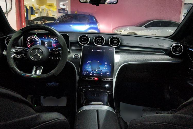 Used Mercedes-Benz C-Class 2022 C 200 L Sport Edition Center Console