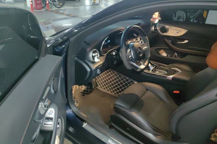 Used Mercedes-Benz C-Class 2022 Refreshed C 260 Coupe Driver Seat