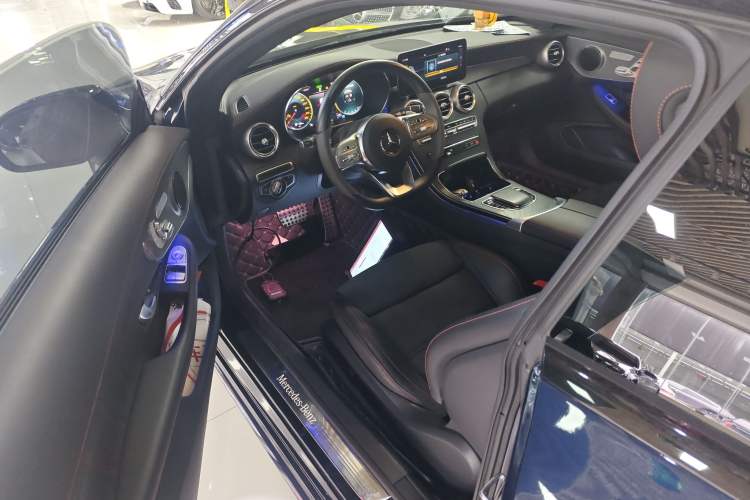 Used Mercedes-Benz C-Class 2022 Refreshed C 260 Coupe Driver Seat
