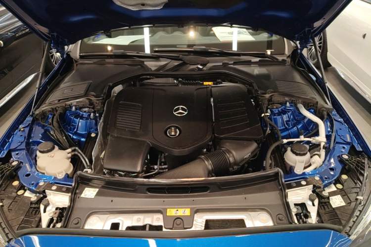 Used Mercedes-Benz C-Class 2022 C 200 L Sport Edition Engine Bay