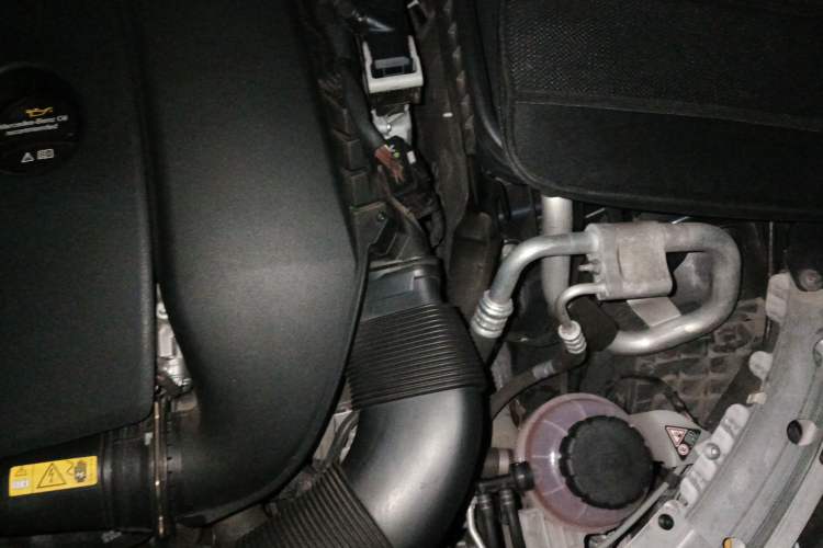 Used Mercedes-Benz C-Class 2022 Refreshed C 260 Coupe Engine Bay Left