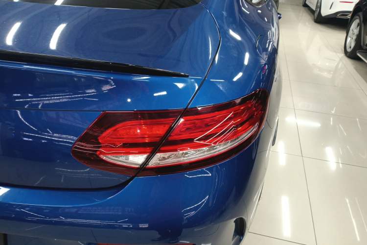 Used Mercedes-Benz C-Class 2022 Refreshed C 260 Coupe Exterior 3