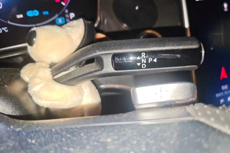 Used Mercedes-Benz C-Class 2022 Restyled C 260 L Sport Edition Gear Lever