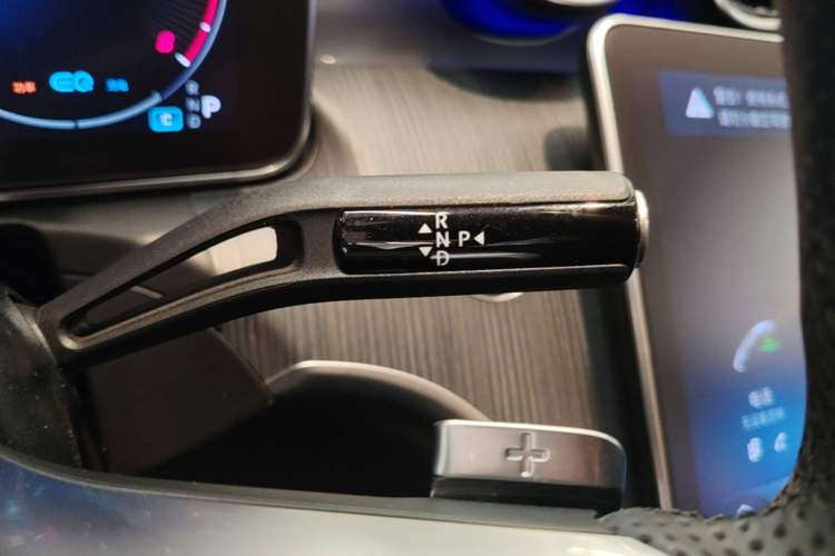 Used Mercedes-Benz C-Class 2022 C 200 L Sport Edition Gear Lever