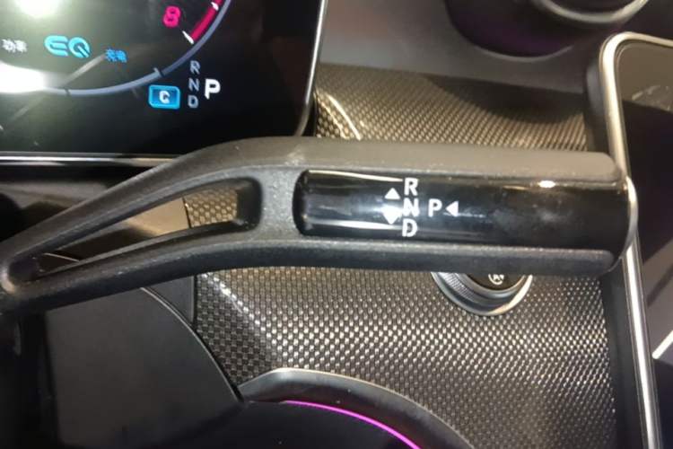 Used Mercedes-Benz C-Class 2022 Restyled C 260 L Sport Edition Gear Lever