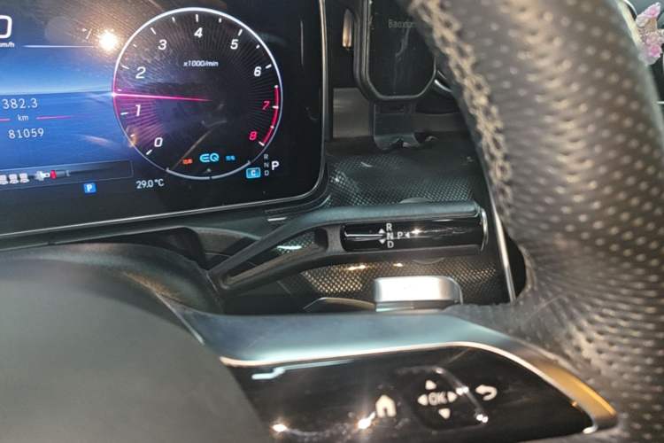 Used Mercedes-Benz C-Class 2022 C 260 L Sport Edition Gear Lever
