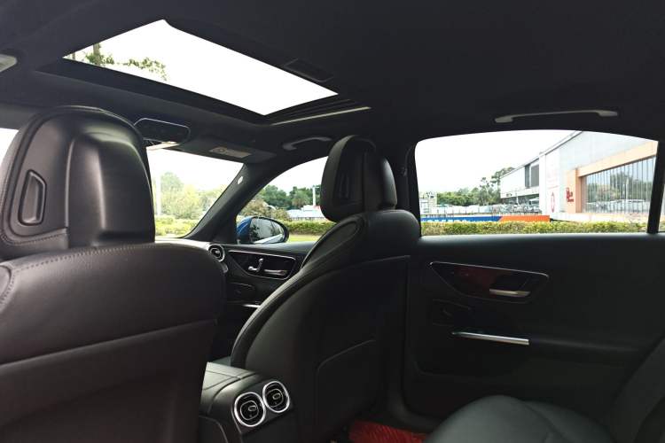 Used Mercedes-Benz C-Class 2022 Restyled C 200 L Sport Edition Headliner