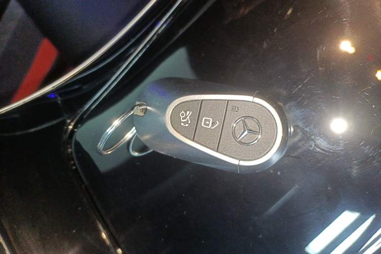Used Mercedes-Benz C-Class 2022 C 200 L Sport Edition Interior 1