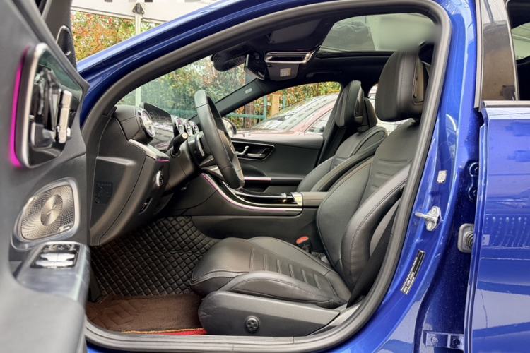 Used Mercedes-Benz C-Class 2022 C 260 L Obsidian Night Sport Edition Interior 1