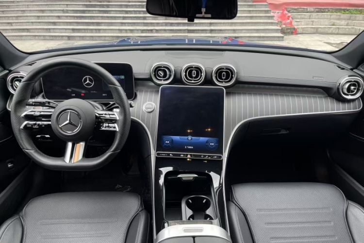 Used Mercedes-Benz C-Class 2022 Restyled C 260 L Sport Edition Interior 1