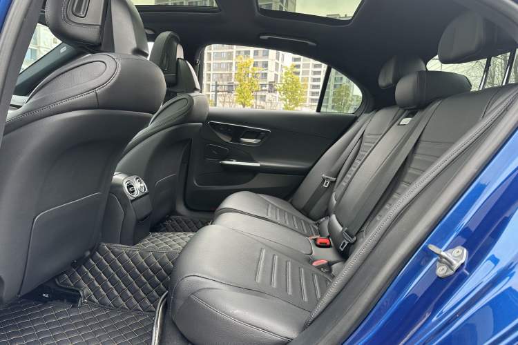 Used Mercedes-Benz C-Class 2022 C 260 L Sport Edition Interior 2