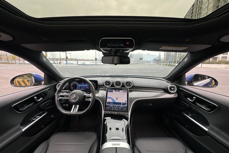 Used Mercedes-Benz C-Class 2022 C 260 L Sport Edition Interior 3